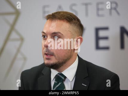Edimburgo, Regno Unito, 27 febbraio 2024: Ben Kensell, amministratore delegato dell'Hibernian FC, si trova di fronte alla stampa dopo l'AGM allo stadio Easter Road. Fig.: DB Media Services / Alamy Live Foto Stock