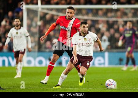 Luton, Regno Unito. 27 febbraio 2024. Durante il Luton Town FC vs Manchester City FC Emirates fa Cup 5 ° turno partita a Kenilworth Road, Luton, Inghilterra, Regno Unito il 27 febbraio 2024 Credit: Every Second Media/Alamy Live News Foto Stock