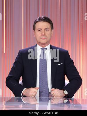 Roma, Italia. 27 febbraio 2024. Roma, Rai ex Teulada Studios, trasmissione televisiva "cinque minuti". Nella foto: Giuseppe Conte credito: Agenzia fotografica indipendente/Alamy Live News Foto Stock