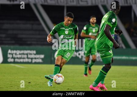 Bogotà, Colombia. 25 febbraio 2024. Juan Jose Rojas Echavarria di Equidad durante il BetPlay Dimayor Leagua match tra Equidad (2) e Nacional (0) a Bogotà, lo stadio El Campin della Colombia il 25 febbraio 2024. Foto di: Cristian Bayona/Long Visual Press credito: Long Visual Press/Alamy Live News Foto Stock