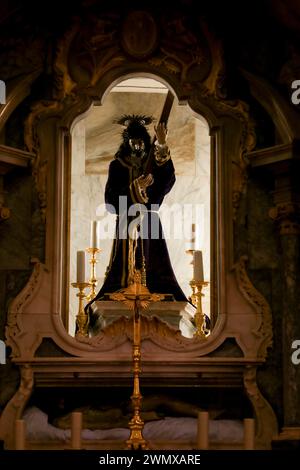 Olivenza, Badajoz, Spagna - 23 ottobre 2024: Gesù Cristo nella chiesa di Santa Maria Maddalena nella città di Olivenza, Badajoz, Spagna Foto Stock
