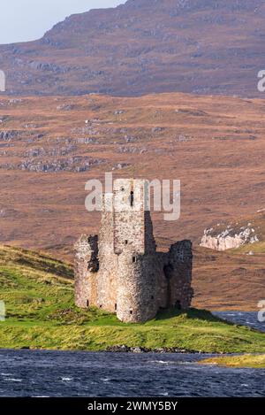 Regno Unito, Scozia, Highlands, North Coast 500 Road, Ardvreck Castle Foto Stock