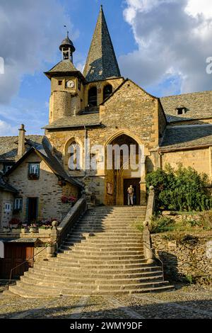 Francia, Aveyron, Estaing, etichettato come uno dei villaggi più belli della Francia, castello, 15 °. Secolo, il fiume Lot Foto Stock