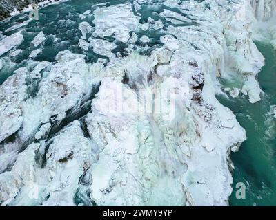 Islanda, costa meridionale, regione Vesturland, fiume Hvit e cascata Gullfoss (vista aerea) Foto Stock