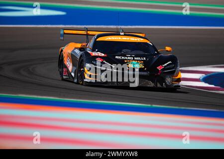 59 SAUCY Gregoire (swi), COTTINGHAM James (gbr), COSTA Nicolas (bra), United Autosports, McLaren 720S GT3 Evo #59, azione durante il prologo del Campionato Mondiale Endurance 2024, dal 24 al 26 febbraio 2024 sul circuito Internazionale Losail di Lusail, Qatar Foto Stock