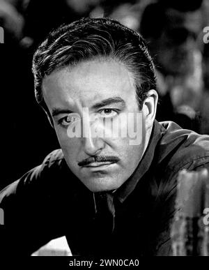 Peter Sellers. Ritratto dell'attore e comico inglese, Peter Sellers (nato Richard Henry Sellers; 1925-1980), foto pubblicitaria dal film 'After the Fox' (1966) Foto Stock