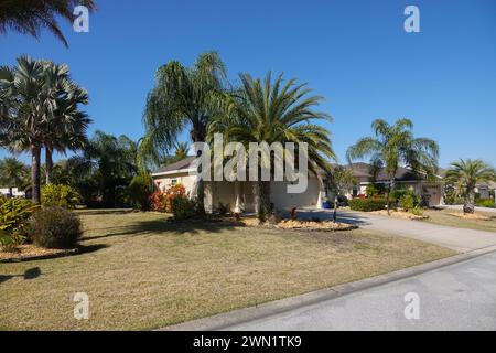 USA Florida i villaggi abitano in una comunità di quartiere comunità di anziani che vivono nella zona centrale della Florida Foto Stock
