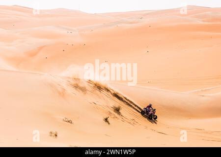 172 WISNIEWSKI Kamil (POL), Yamaha YFM 700R Raptor, FIM W2RC, azione durante la fase 2 dell'Abu Dhabi Desert Challenge 2024, il 28 febbraio 2024 tra al Dhannah e Mzeerâ&#x80;&#x99;ah, Emirati Arabi Uniti Foto Stock