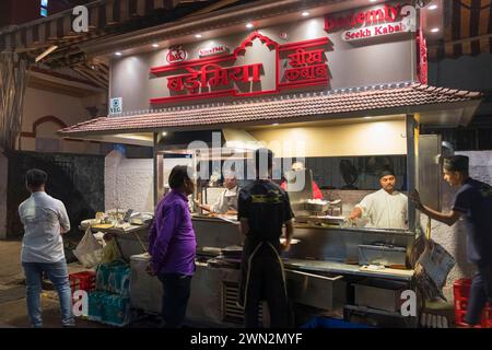 Bademiya cucina vegetariana, Colaba Mumbai Bombay Maharashtra India Foto Stock