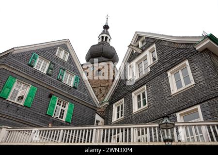 Bergisches Haus style, Berg Houses a Lennep, Remscheid, Bergisches Land, Ruhr area, Renania settentrionale-Vestfalia, Germania, Europa Foto Stock