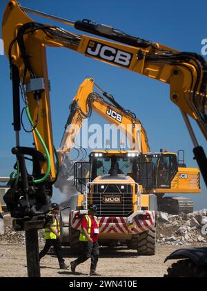 28/06/18 dimostrazioni JCB e stand presso Hillhead 2018 vicino a Buxton, Derbyshire. Foto Stock