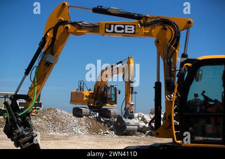 28/06/18 dimostrazioni JCB e stand presso Hillhead 2018 vicino a Buxton, Derbyshire. Foto Stock