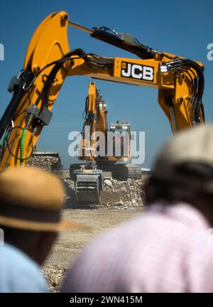 28/06/18 dimostrazioni JCB e stand presso Hillhead 2018 vicino a Buxton, Derbyshire. Foto Stock