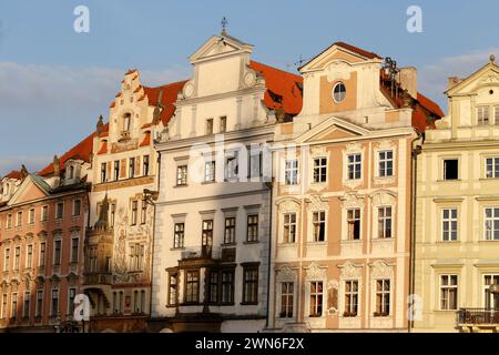 Praga, Repubblica Ceca - 3 giugno 2017 - veduta della strada tradizionale nella città vecchia di Praga Foto Stock