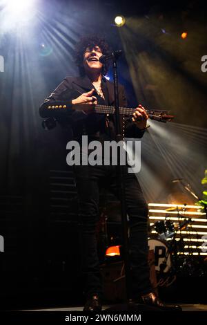 Laura Pergolizzi, alias LP, che si esibisce dal vivo alla Columbiahalle di Berlino Foto Stock