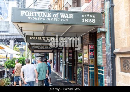 Fortune of War pub a Sydney, il più antico pub di Sydney nell'area di Rocks nel centro di Sydney, NSW, Australia, 2024 Foto Stock