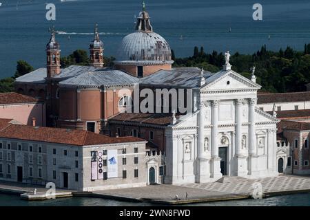 Basilica rinascimentale di San Giorgio maggiore di Andrea Palladio del XVI secolo e Monastero di San Giorgio maggiore Foto Stock