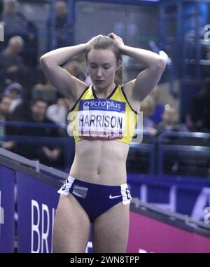 Birmingham, Inghilterra 17 febbraio 2024 Microplus UK Athletics Championships presso l'Utilita Arena - Birmingham sabato i campionati serviranno anche come evento di prova ufficiale per gli atleti che prenotano il loro posto ai Campionati mondiali di atletica indoor di Glasgow nel marzo 2024. Natasha HARRISON 400m corridore Ged Noonan/Alamy Foto Stock