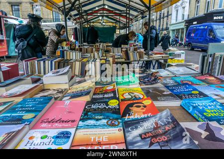 Cambridge Market Square - libreria di seconda mano Foto Stock