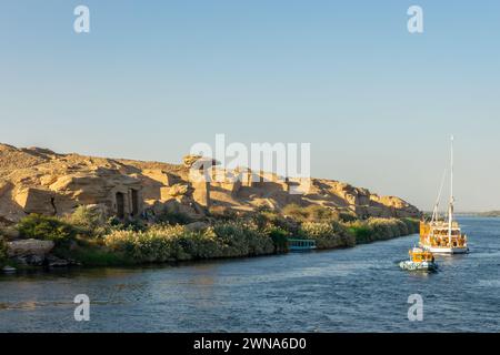 Gebel el Silsila (o Gebel Silsileh) sito archeologico sulla riva del fiume Nilo, in Egitto Foto Stock