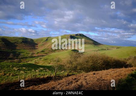 Vista panoramica delle Shropshire Hills nel Regno Unito, con Caer Caradoc Foto Stock