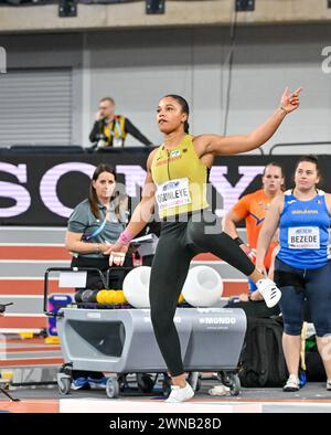 Glasgow, Scozia, Regno Unito. 1 marzo 2024. Yemisi OGUNLEYE (GER) si piazza 2° nella Women Shot Put Final durante i Campionati mondiali di atletica indoor all'Emirates Arena di Glasgow, Scozia, Regno Unito. Crediti: LFP/Alamy Live News Foto Stock