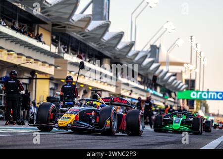 20 HADJAR Isack (fra), Campos Racing, Dallara F2 2024, azione durante il primo round del campionato FIA di Formula 2 2024 dal 29 febbraio al 2 marzo 2023 sul circuito Internazionale del Bahrain, a Sakhir, in Bahrain Foto Stock