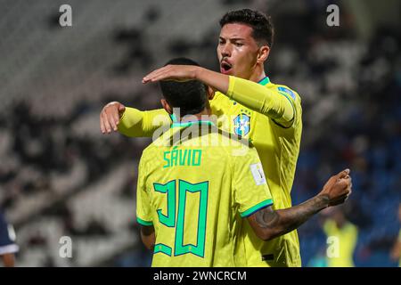 MENDOZA, ARGENTINA - 24 MAGGIO: Il brasiliano Jean Pedroso celebra il suo gol con Savio durante la Coppa del mondo FIFA U20 Argentina 2023 partita tra Braz Foto Stock