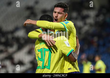 MENDOZA, ARGENTINA - 24 MAGGIO: Il brasiliano Jean Pedroso celebra il suo gol con Savio durante la Coppa del mondo FIFA U20 Argentina 2023 partita tra Braz Foto Stock