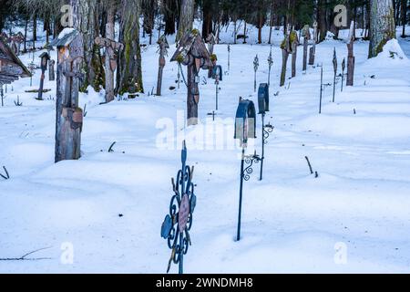 BRUNICO, ITALIA - 25 GENNAIO 2024: Cimitero dei soldati di BRUNICO, noto come cimitero austro-ungarico Foto Stock