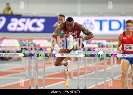 Glasgow, Regno Unito. 2 marzo 2024. Emirates Arena, Glasgow, Scozia - sabato 2 marzo: Grant HOLLOWAY (Stati Uniti d'America - USA) gareggia nei 60 metri hurdles Heats durante i Campionati mondiali di atletica leggera indoor di Glasgow 2024 all'Emirates Arena sabato 2 marzo 2024 (Claire Jeffrey/SPP) credito: SPP Sport Press Photo. /Alamy Live News Foto Stock