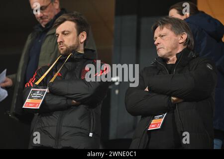 Lovanio, Belgio. 27 febbraio 2024. Jelle Schelstraete - Direttore operativo calcio della RBFA e Direttore tecnico Frank Vercauteren, nella foto di una partita tra le squadre nazionali del Belgio, chiamata Red Flames e Ungheria nella promozione/retrocessione tra i gruppi A e B, partita di andata nella competizione UEFA Women's Nations League 2023-24, sabato 27 febbraio 2024 a Lovanio, BELGIO. Crediti: Sportpix/Alamy Live News Foto Stock