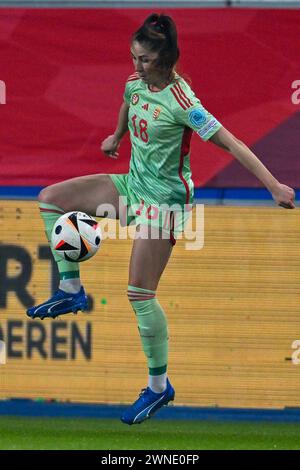 Lovanio, Belgio. 27 febbraio 2024. Laura Kovacs (18) dell'Ungheria nella foto durante una partita tra le squadre nazionali del Belgio, chiamata Red Flames e Ungheria nella promozione/retrocessione tra i gruppi A e B, partita di andata nella UEFA Women's Nations League 2023-24, sabato 27 febbraio 2024 a Lovanio, BELGIO. Crediti: Sportpix/Alamy Live News Foto Stock