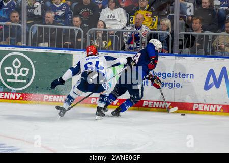 01.03.2024, DEL, Deutsche Eishockey Liga, Saison 2023/24, 50. Spieltag): Adler Mannheim gegen Schwenninger Wild Wings (1:4) Foto Stock