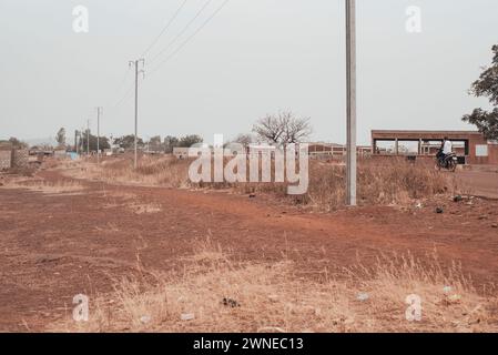 Ouagadougou, Burkina Faso. Dicembre 2017. Tipico villaggio agricolo vicino alla capitale Foto Stock