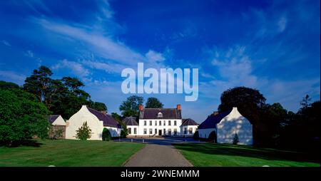 Sprimghill House e museo dei costumi, Moneymore, Contea di Tyrone, Irlanda del Nord Foto Stock