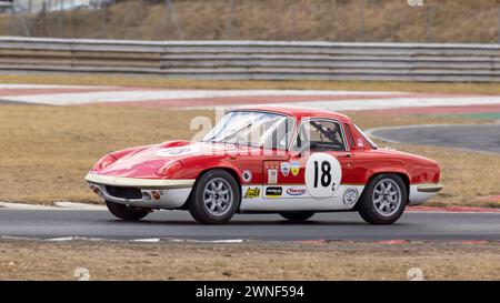 Jeremy Clark nel suo 1970 Lotus Elan S4, classe C, pilota storico durante il 2022 Snetterton Historic 200 race meeting, Norfolk, Regno Unito. Foto Stock