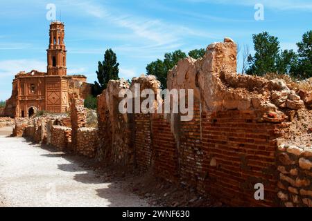 Dettagli dei resti in rovina di Belchite, distrutti durante la guerra civile spagnola Foto Stock