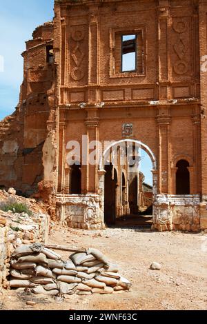 Dettagli dei resti in rovina di Belchite, distrutti durante la guerra civile spagnola Foto Stock