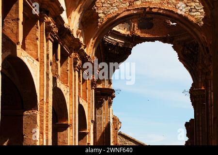 Dettagli dei resti in rovina di Belchite, distrutti durante la guerra civile spagnola Foto Stock