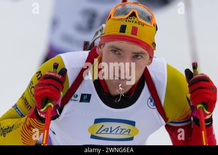 Oslo, Norvegia 02 marzo 2024, Florent Claude del Belgio reagisce dopo la gara maschile di partenza di massa di 15 km disputata al BMW IBU World Cup Biathlon di Holmenkollen Oslo, Norvegia. Crediti: Nigel Waldron/Alamy Live News Foto Stock