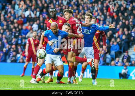 Glasgow, Regno Unito. 2 marzo 2024. I Rangers FC giocano al Motherwell FC all'Ibrox Stadium di Glasgow, Scozia, Regno Unito in una partita di Scottish Premiership League. I Rangers sono al momento a 2 punti dai loro rivali più vicini, il Celtic, quindi una vittoria per loro è essenziale per mantenere la loro posizione in campionato. Motherwell è ottavo nel campionato. Crediti: Findlay/Alamy Live News Foto Stock