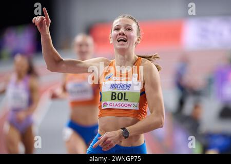 Glasgow, Regno Unito. 2 marzo 2024. GLASGOW, SCOZIA - 2 MARZO: Femke Bol dei Paesi Bassi gareggia sui 400 m durante i Campionati mondiali di atletica leggera indoor di Glasgow all'Emirates Arena il 2 marzo 2024 a Glasgow, Scozia. (Foto di /Orange Pictures) credito: Orange Pics BV/Alamy Live News Foto Stock