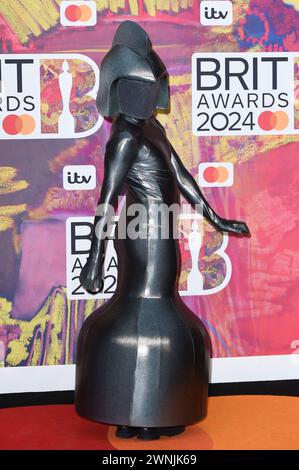 BRIT Walking Act bei der Verleihung der 44. BRIT Awards 2023 nella der O2 Arena. Londra, 02.03.2024 *** BRIT Walking Act alla presentazione dei BRIT Awards 44 2023 all'O2 Arena di Londra, 02 03 2024 foto:XS.xVasx/xFuturexImagex brit Awards 4302 Foto Stock