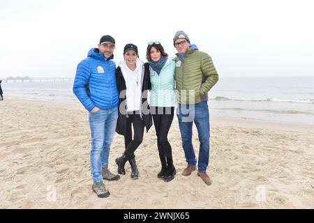 Anja Kling mit Ehemann Oliver Haas sowie Schwester Gerit Kling mit Ehemann Wolfram Becker bei den Baltic Lights a Heringsdorf auf Usedom 02.03.2024 *** Anja Kling con marito Oliver Haas e sorella Gerit Kling con marito Wolfram Becker al Baltic Lights a Heringsdorf su Usedom 02 03 2024 Foto Stock
