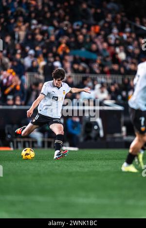 Valencia, Espagne. 3 marzo 2024. Javi Guerra di Valencia durante la partita di campionato spagnolo di Liga tra Valencia CF e Real Madrid CF il 2 marzo 2024 allo stadio Mestalla di Valencia, Spagna - foto Alexandre Martins/DPPI credito: DPPI Media/Alamy Live News Foto Stock