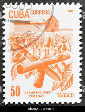 Francobollo cancellato stampato da Cuba, che mostra tabacco, circa 1982. Foto Stock