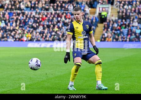 Milos Kerkez di Bournemouth durante la partita di Premier League tra Burnley e Bournemouth a Turf Moor, Burnley, Regno Unito, 3 marzo 2024 (foto di Cody Froggatt/News Images) Foto Stock