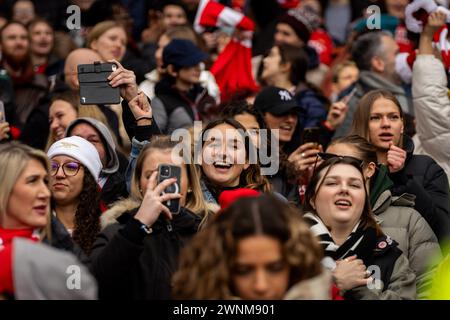 Londra, Regno Unito. 3 marzo 2024. Londra, Inghilterra, 3 marzo 2024: Tifosa dell'Arsenal alla partita Barclays fa Womens Super League tra Arsenal e Tottenham Hotspur all'Emirates Stadium di Londra, Inghilterra. (Pedro Porru/SPP) credito: SPP Sport Press Photo. /Alamy Live News Foto Stock