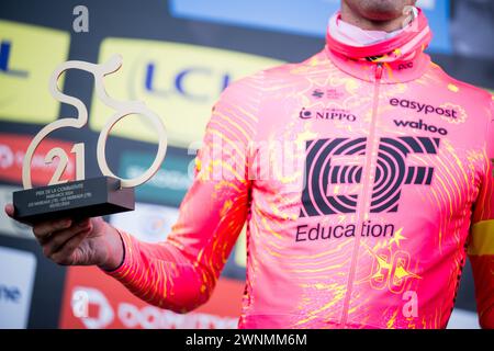 Les Mureaux, Francia. 3 marzo 2024. Il tedesco Jonas Rutsch di EF Education-EasyPost festeggia sul podio per il prezzo combattivo nella prima tappa della gara ciclistica Parigi-Nizza di otto giorni, da e per Les Mureaux (157 km), domenica 03 marzo 2024. BELGA PHOTO JASPER JACOBS credito: Belga News Agency/Alamy Live News Foto Stock